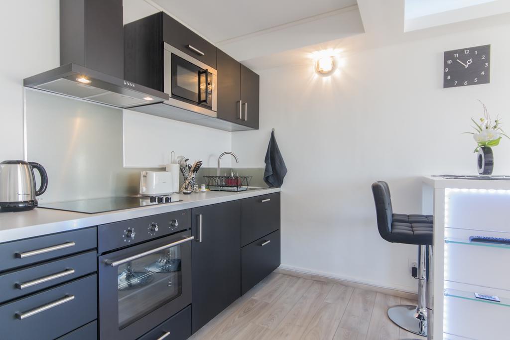 Sweethome Dijon - Black & White Esterno foto